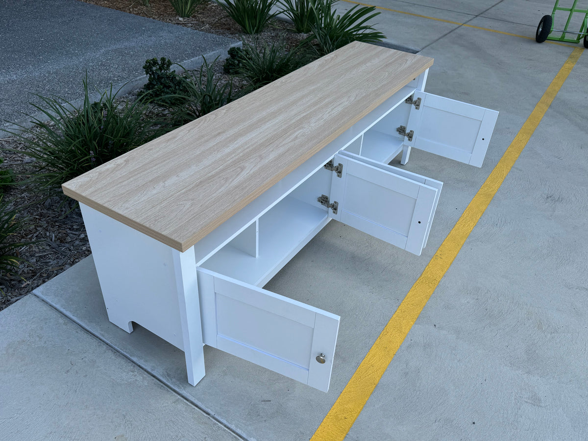 Hampton Style Entertainment TV Unit